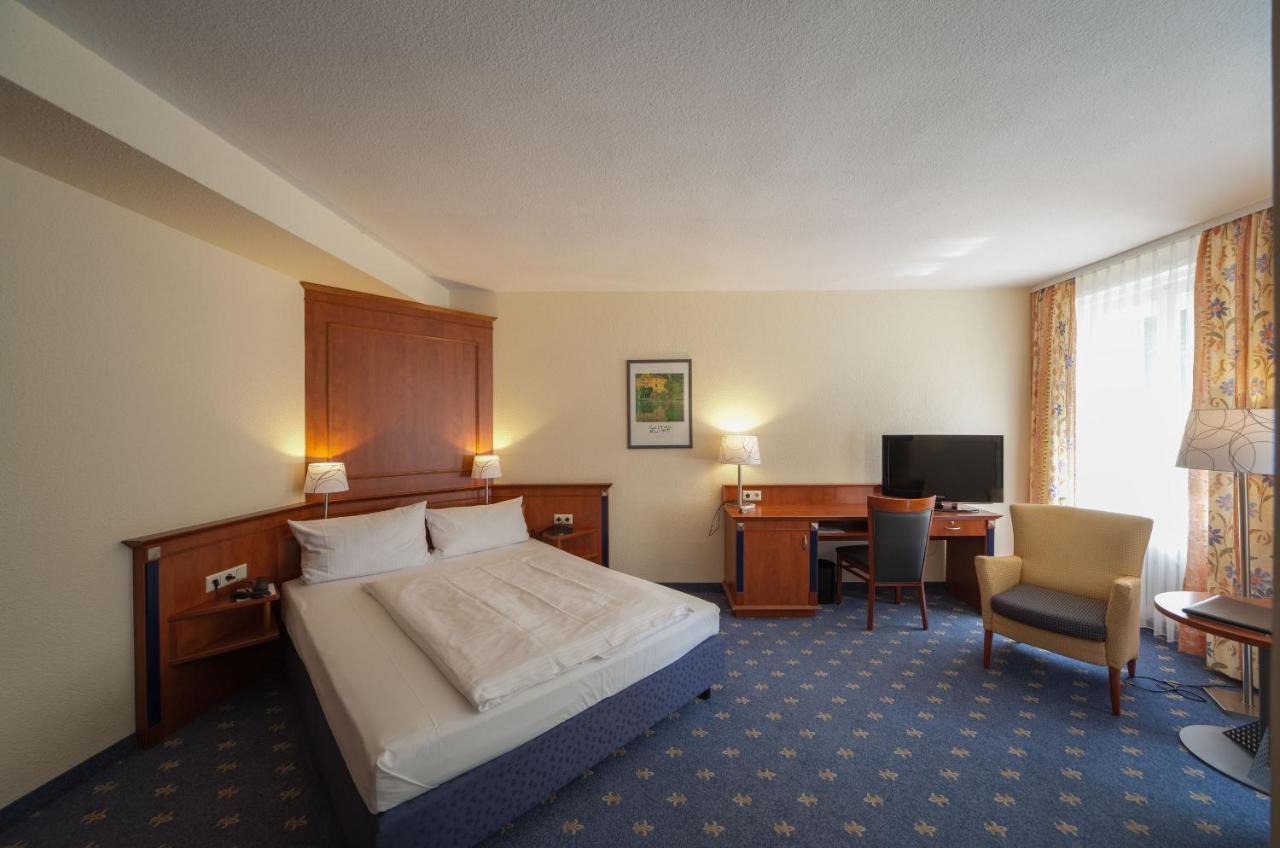 Hotel Am See Salzgitter Exterior photo