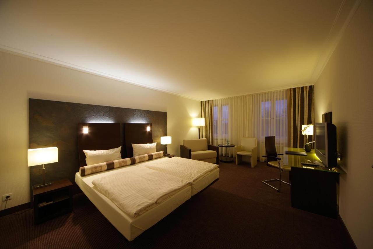 Hotel Am See Salzgitter Exterior photo