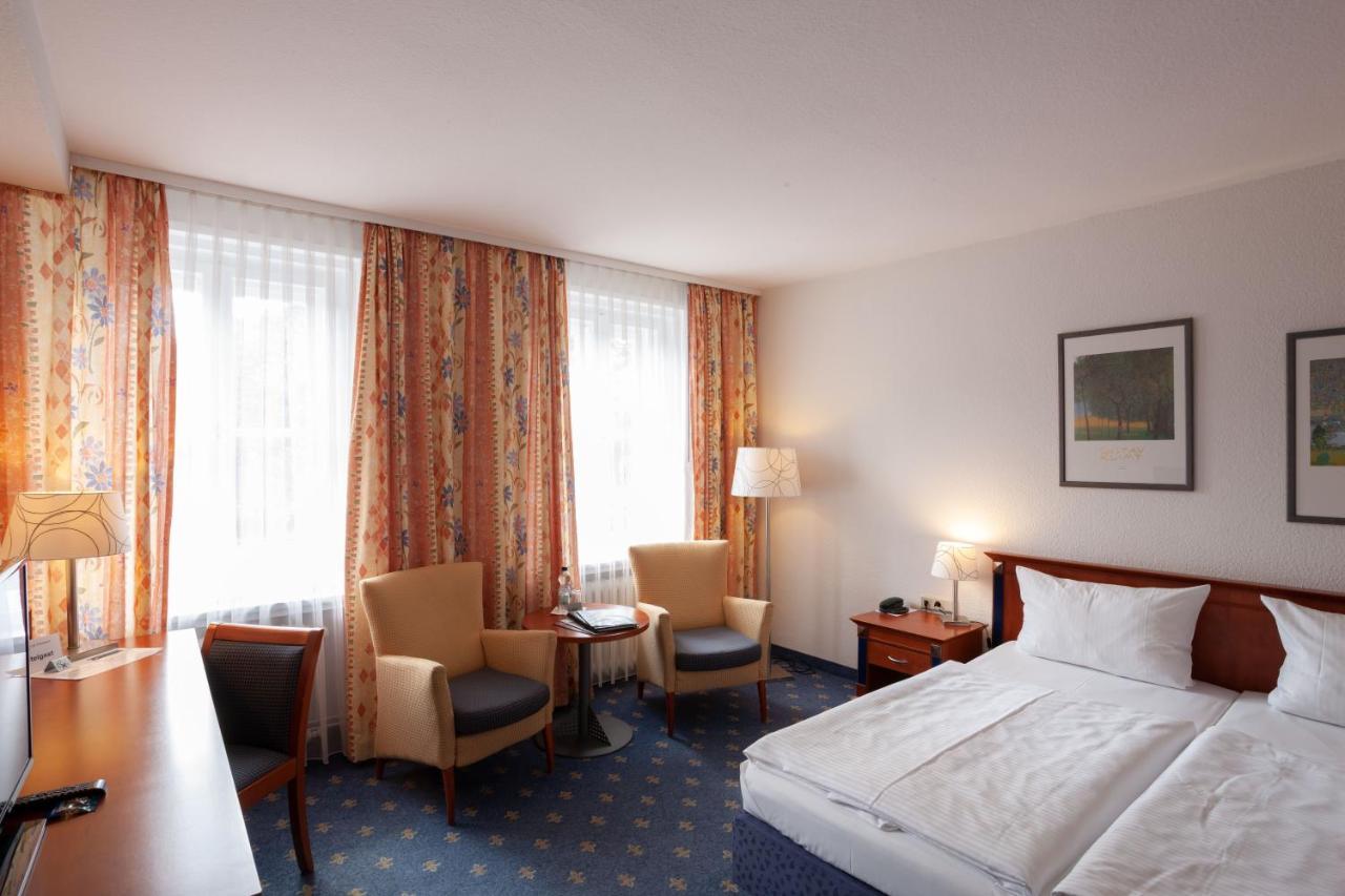Hotel Am See Salzgitter Exterior photo