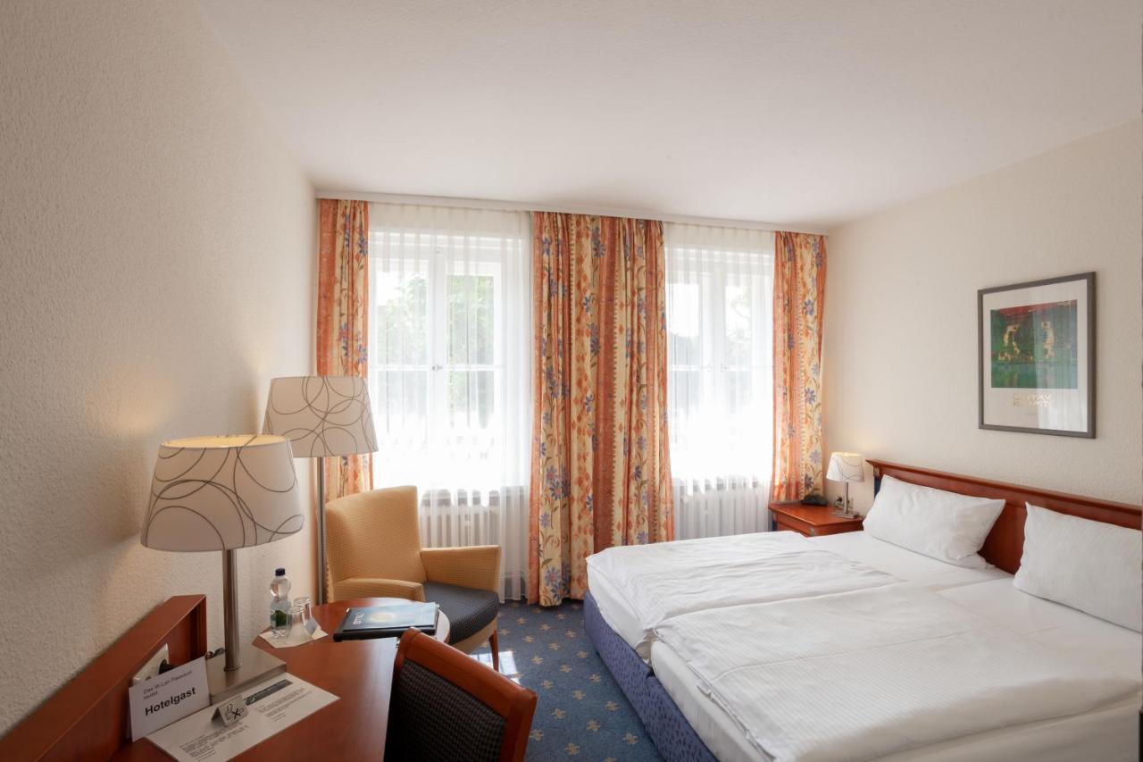 Hotel Am See Salzgitter Exterior photo
